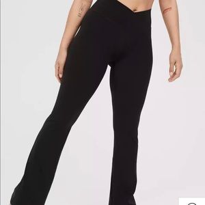 Aeire flair pants
